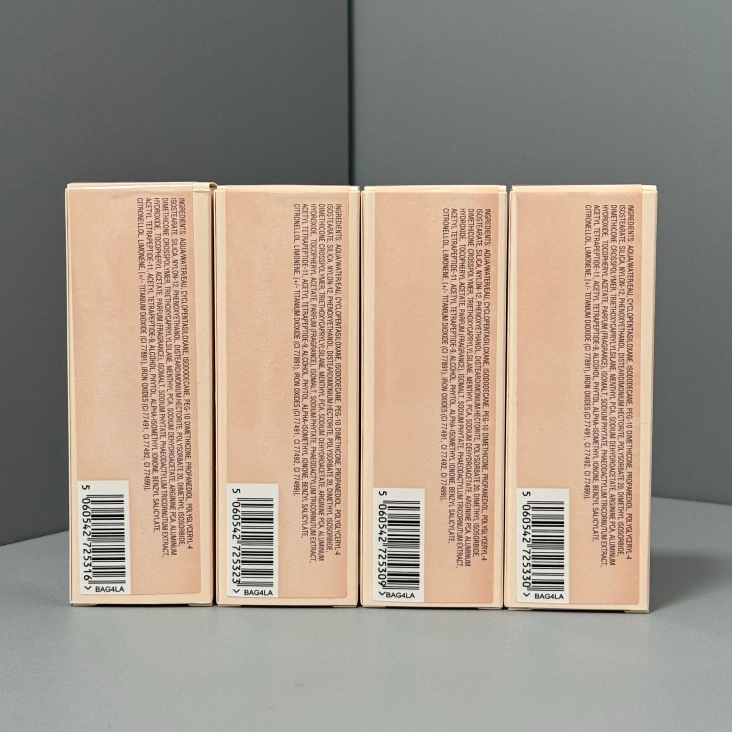 Airbrush Flawless Foundation - Fond de teint léger à couvrance totale CHARLOTTE TILBURY – Image 4